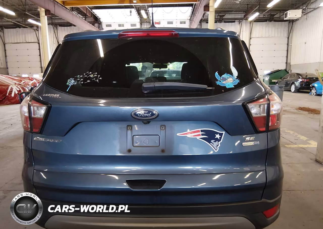 2018 Ford Escape Se VIN:1FMCU9GD8JUC36299 - 17