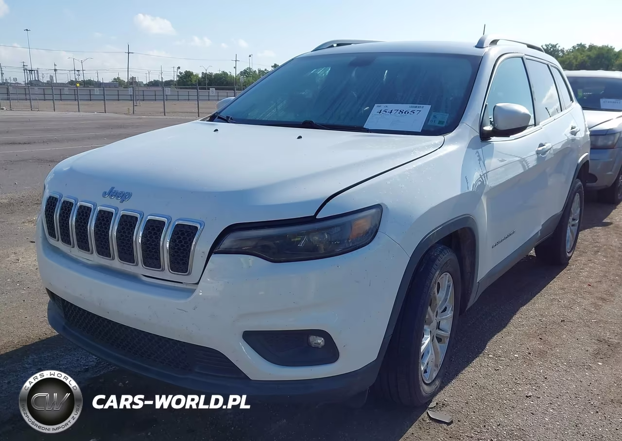 2019 Jeep Cherokee Latitude Fwd VIN:1C4PJLCB3KD175686 - 2