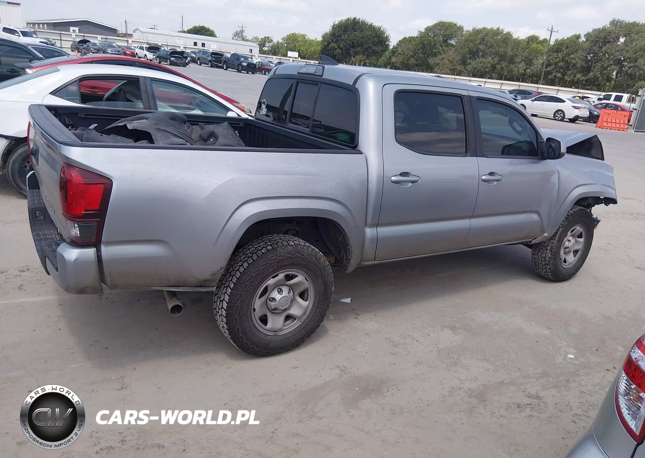 2018 Toyota Tacoma Sr VIN:5TFAX5GN2JX118431 - 14