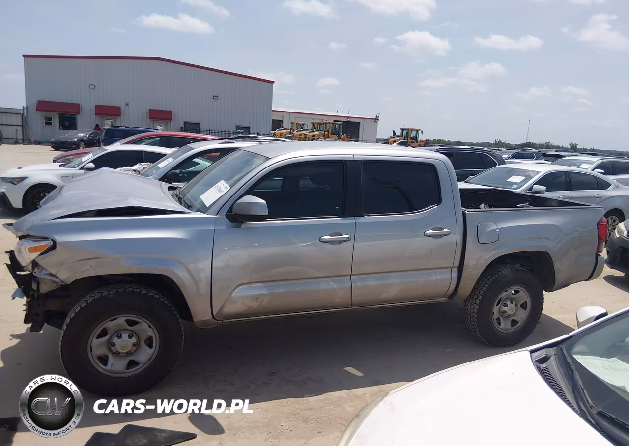 2018 Toyota Tacoma Sr VIN:5TFAX5GN2JX118431 - 15