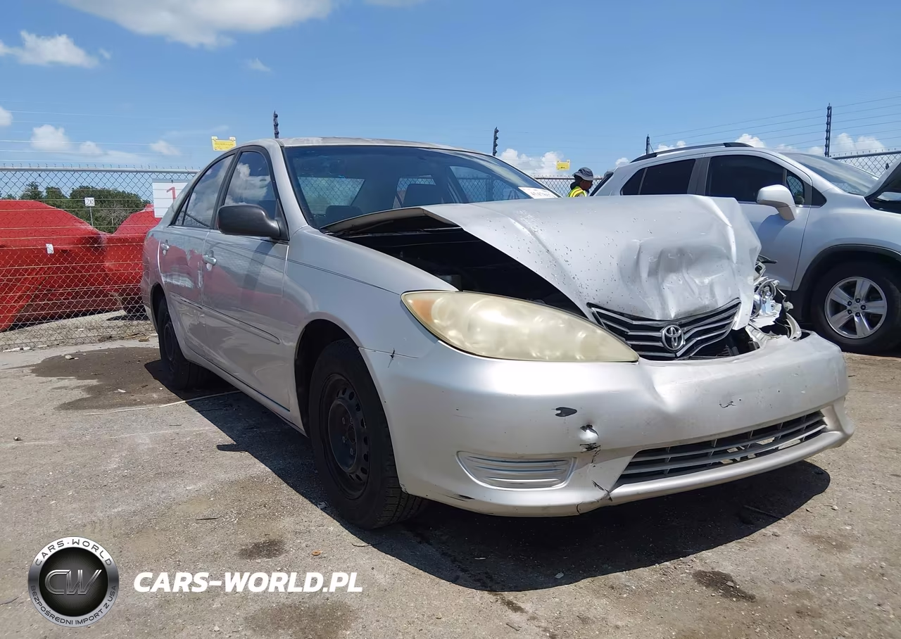 2006 Toyota Camry Le – zdjęcie 1 z 16