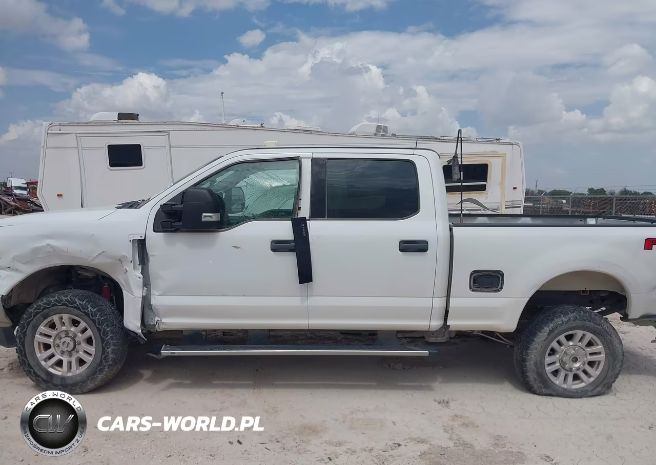2017 Ford F-250 King Ranch-Lariat-Platinum-Xl-Xlt VIN:1FT7W2B60HEF01253 - 14