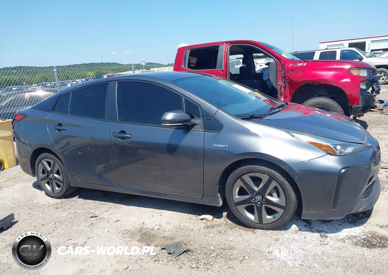 2021 Toyota Prius Xle VIN:JTDKAMFU1M3138691 - 13