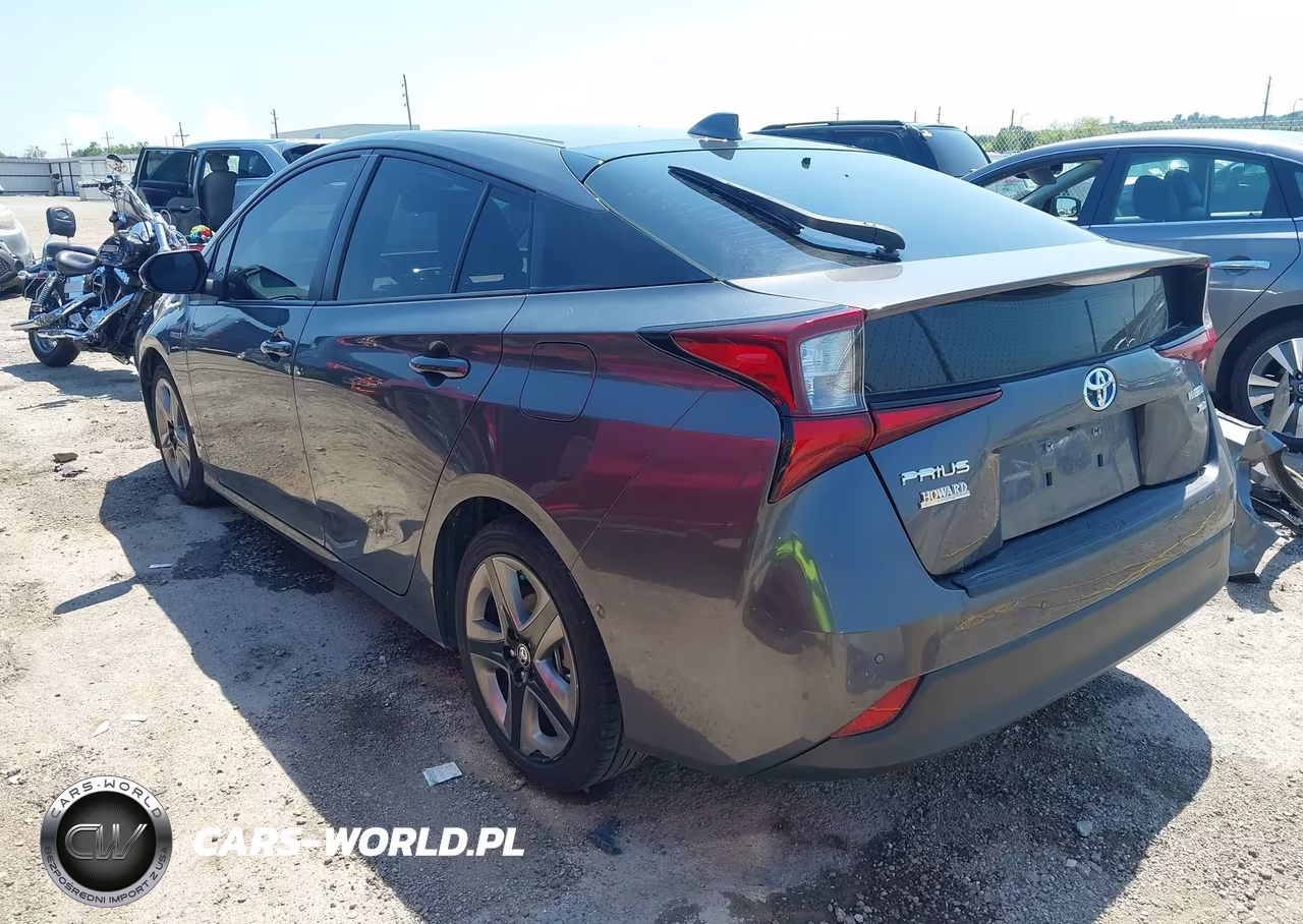 2021 Toyota Prius Xle VIN:JTDKAMFU1M3138691 - 3