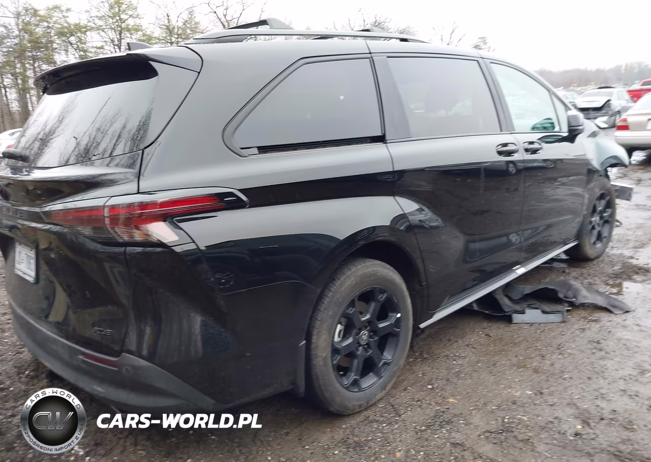 2025 Toyota Sienna Woodland Edition VIN:5TDCSKFC6SS196305 - 4