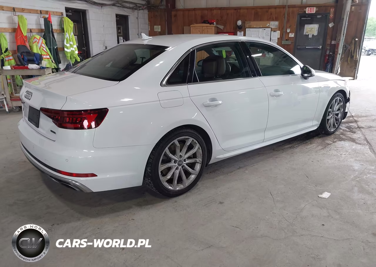 2019 Audi A4 45 Premium VIN:WAUENAF4XKA049191 - 4