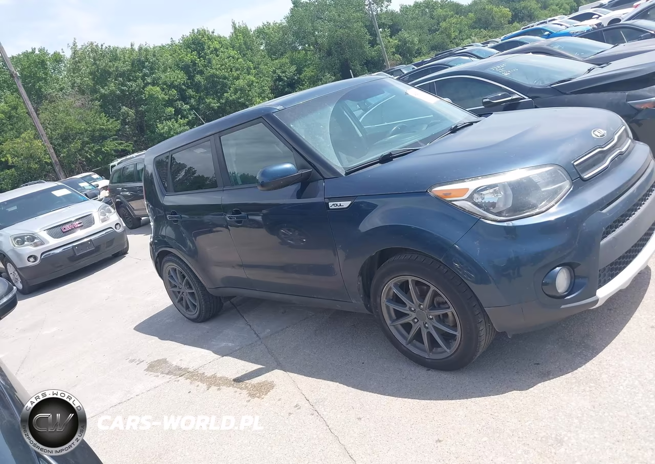 2018 Kia Soul + VIN:KNDJP3A52J7602127 - 13
