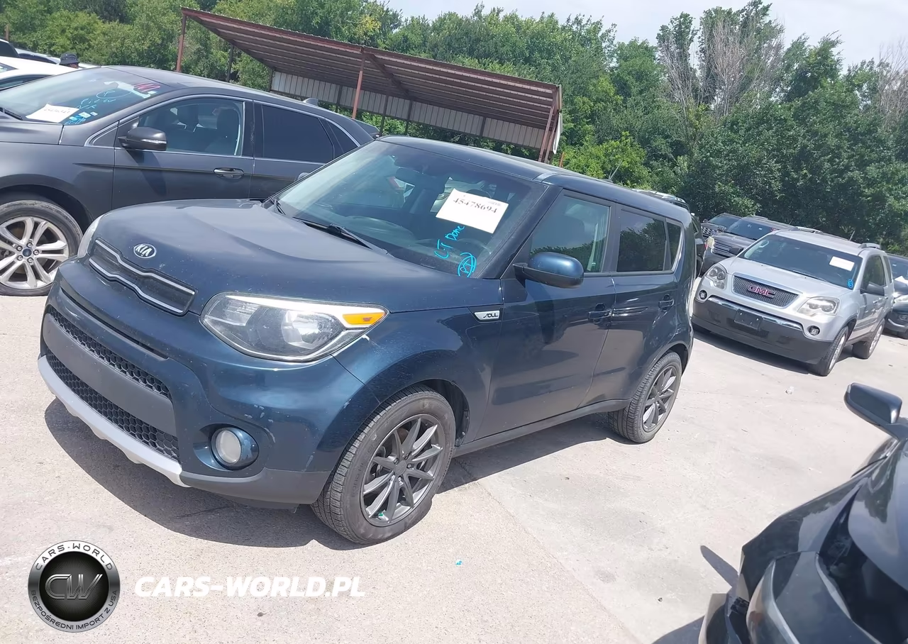 2018 Kia Soul + VIN:KNDJP3A52J7602127 - 14