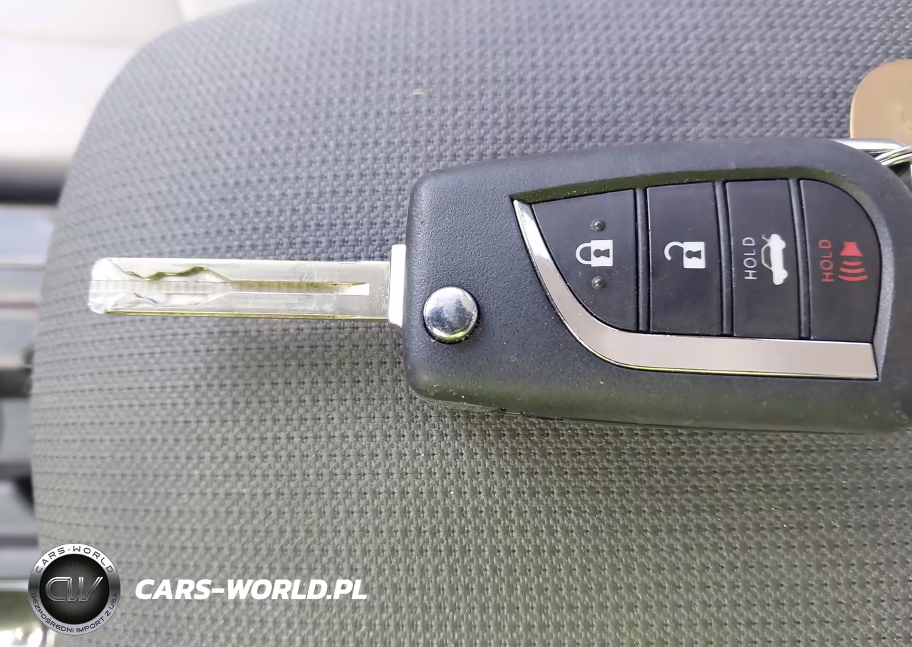 2022 Toyota Corolla Le VIN:JTDEPMAE9N3027478 - 11