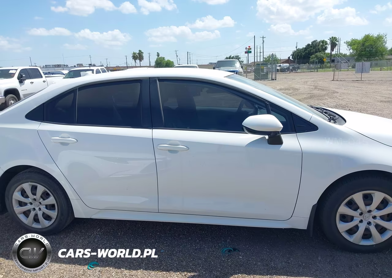 2022 Toyota Corolla Le VIN:JTDEPMAE9N3027478 - 13