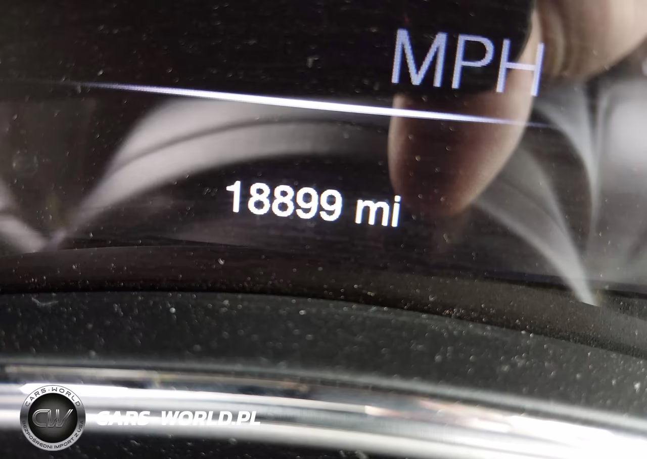 2018 Jeep Grand Cherokee Laredo E 4X4 VIN:1C4RJFAG8JC146908 - 20