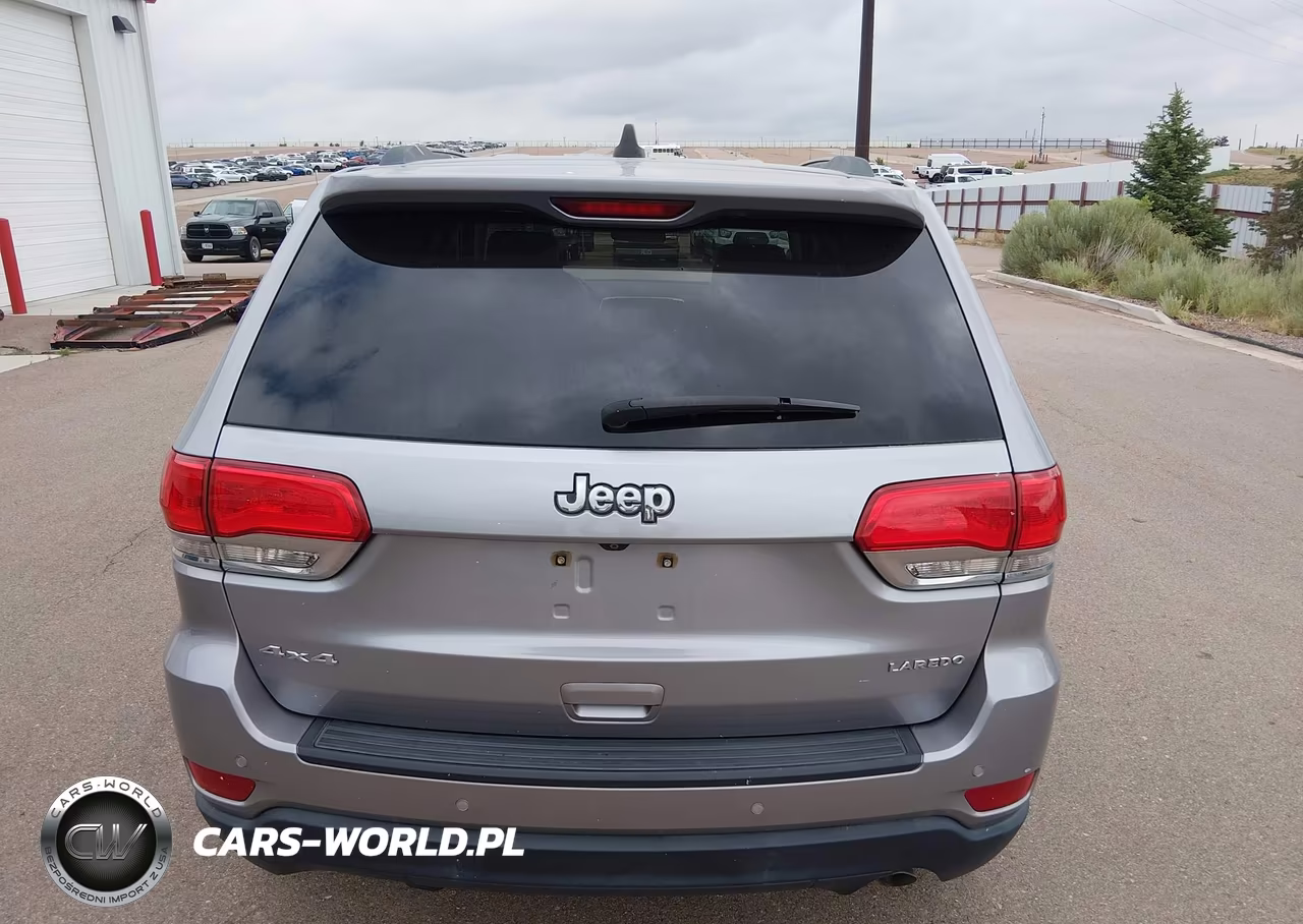 2018 Jeep Grand Cherokee Laredo E 4X4 VIN:1C4RJFAG8JC146908 - 21