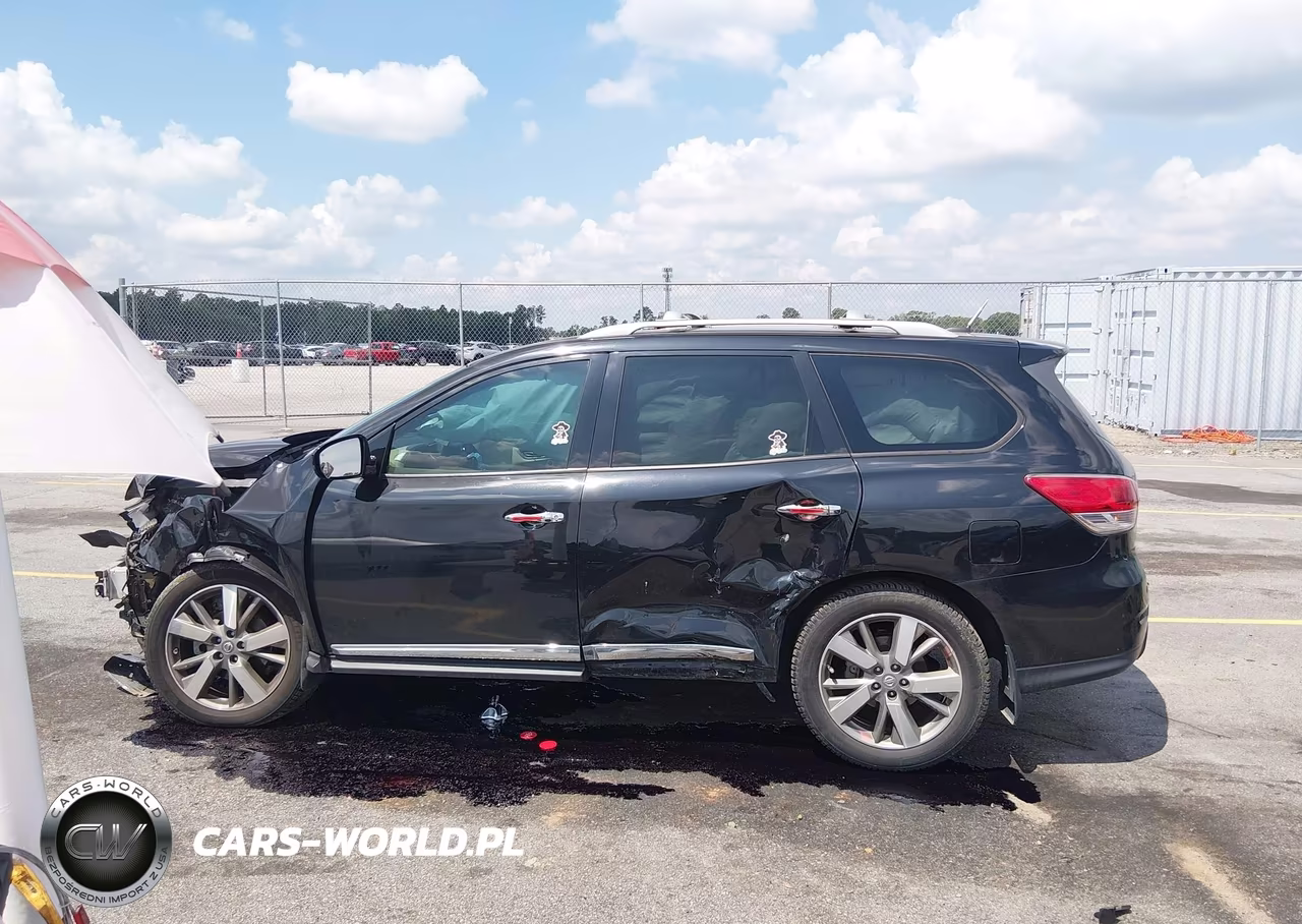 2016 Nissan Pathfinder Platinum VIN:5N1AR2MN3GC665796 - 13