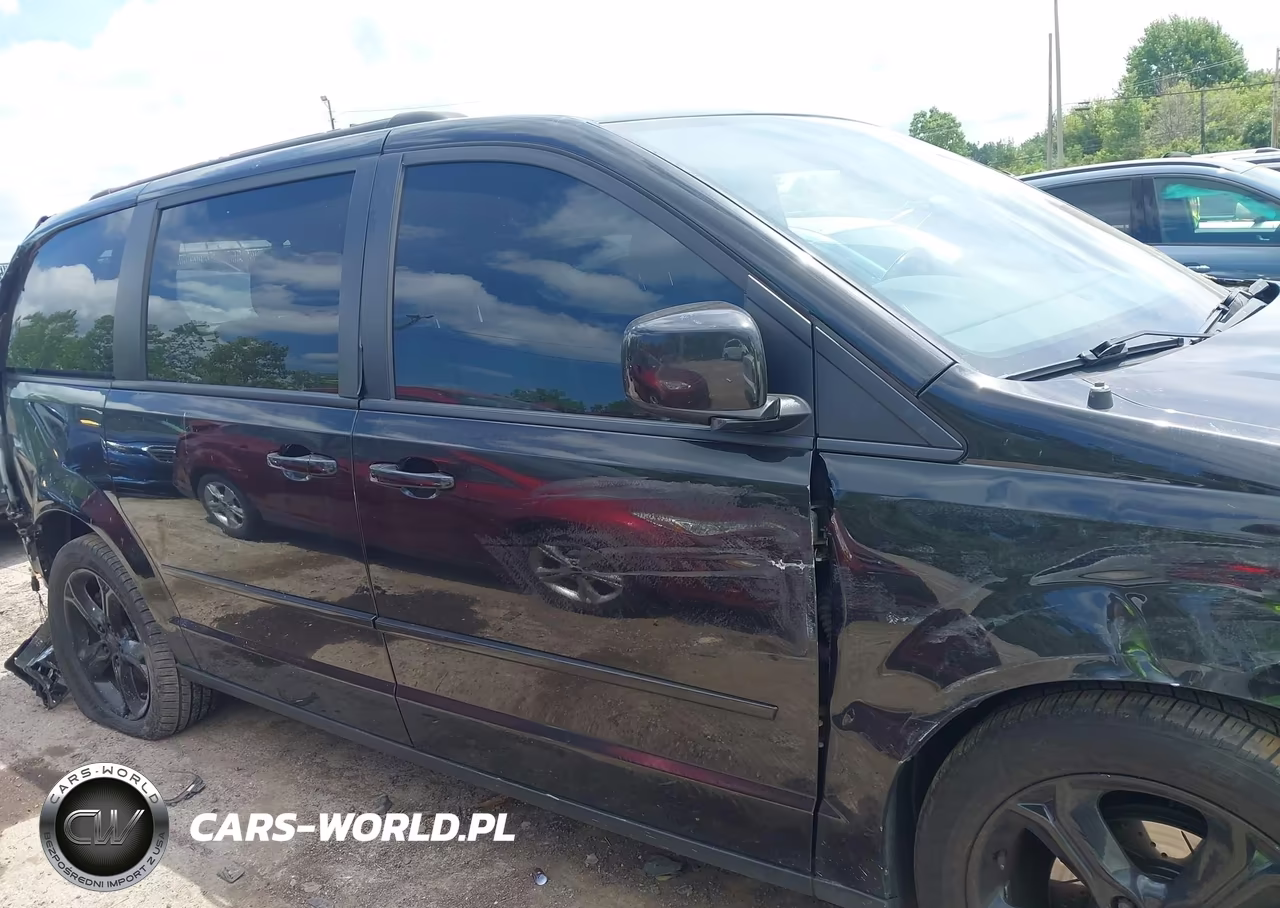 2017 Dodge Grand Caravan Gt VIN:2C4RDGEG9HR790863 - 13