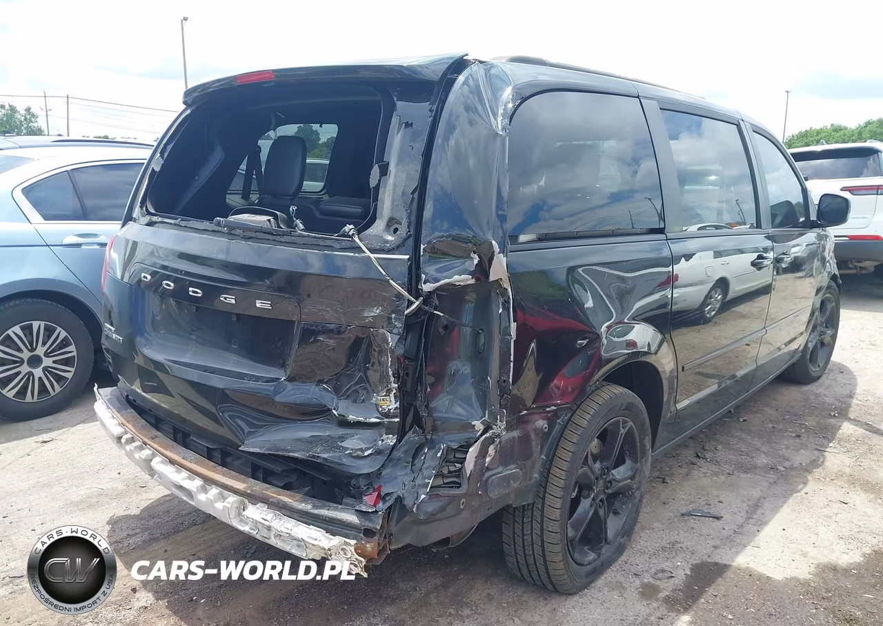 2017 Dodge Grand Caravan Gt VIN:2C4RDGEG9HR790863 - 4