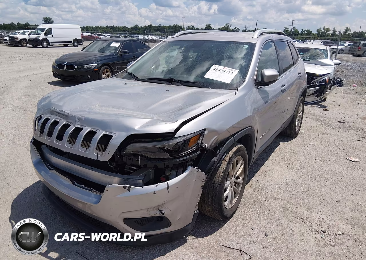 2019 Jeep Cherokee Latitude Fwd VIN:1C4PJLCB6KD108953 - 2