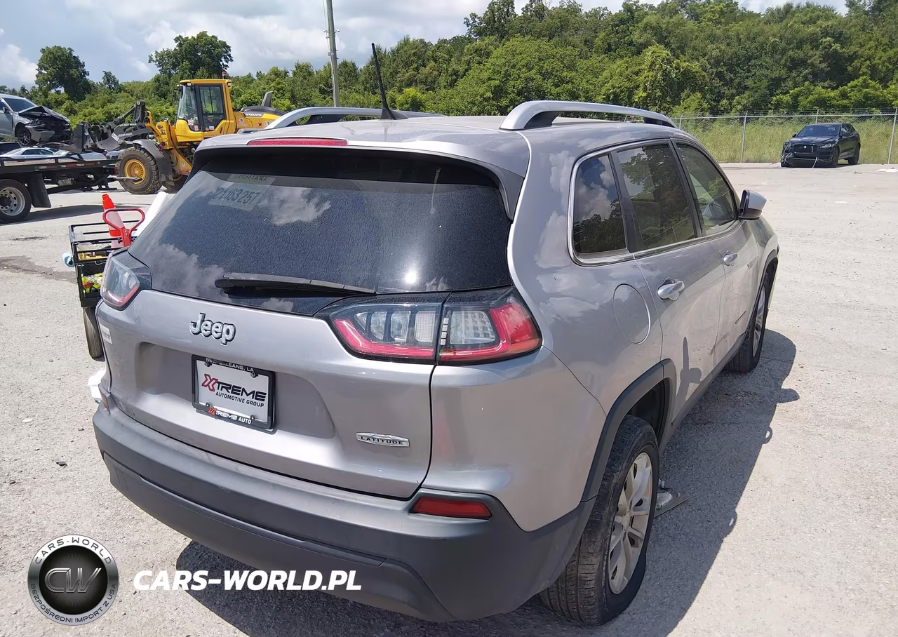 2019 Jeep Cherokee Latitude Fwd VIN:1C4PJLCB6KD108953 - 4