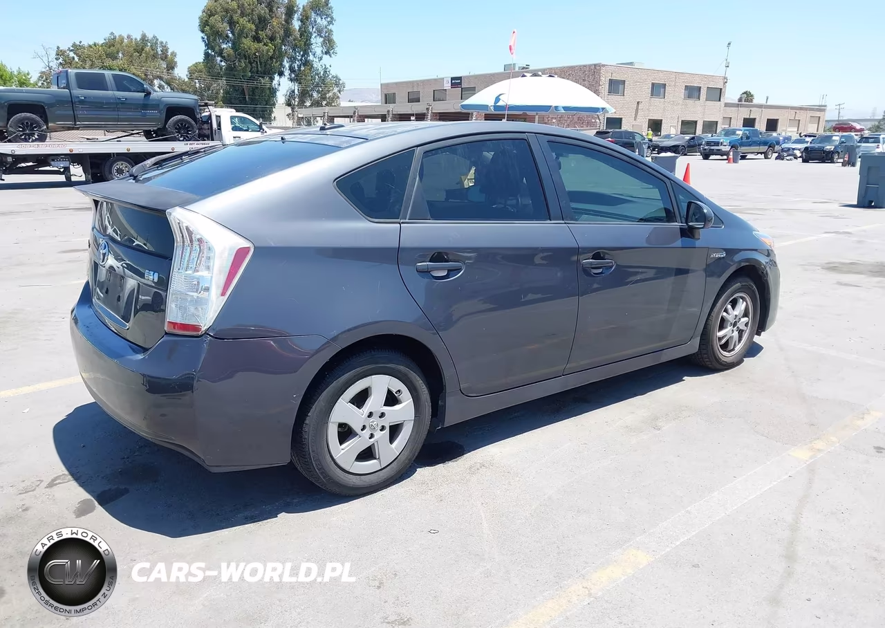 2010 Toyota Prius Ii VIN:JTDKN3DU1A5193420 - 4