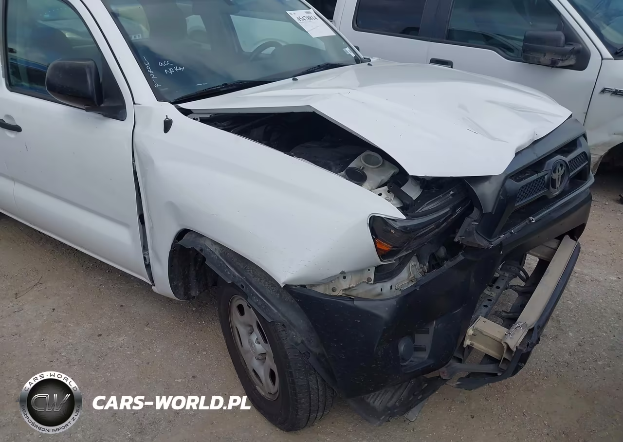 2015 Toyota Tacoma VIN:5TFTX4CN7FX056685 - 17