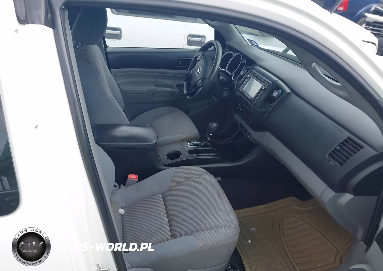 2015 Toyota Tacoma VIN:5TFTX4CN7FX056685 - 5