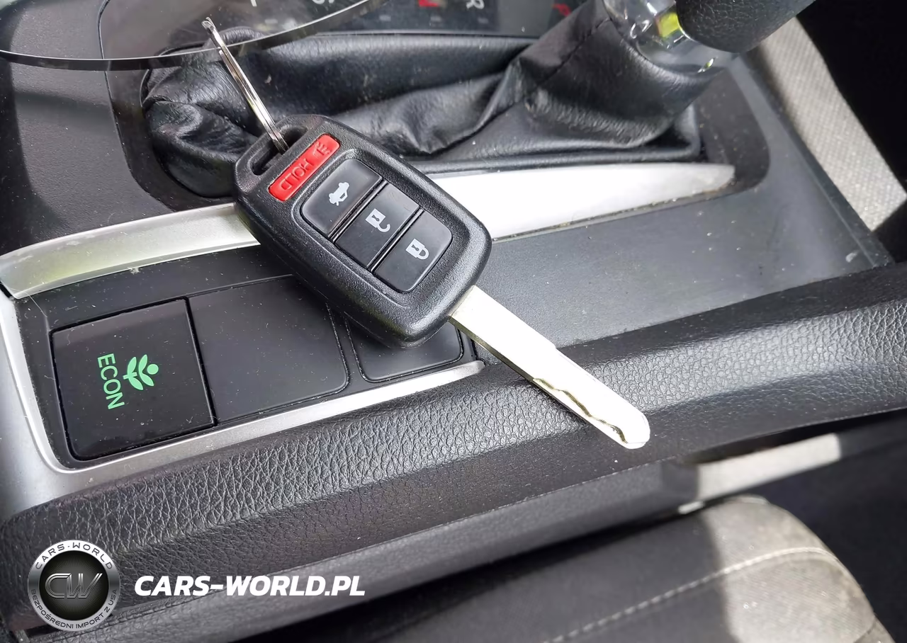2020 Honda Civic Lx VIN:19XFC2F66LE020113 - 11