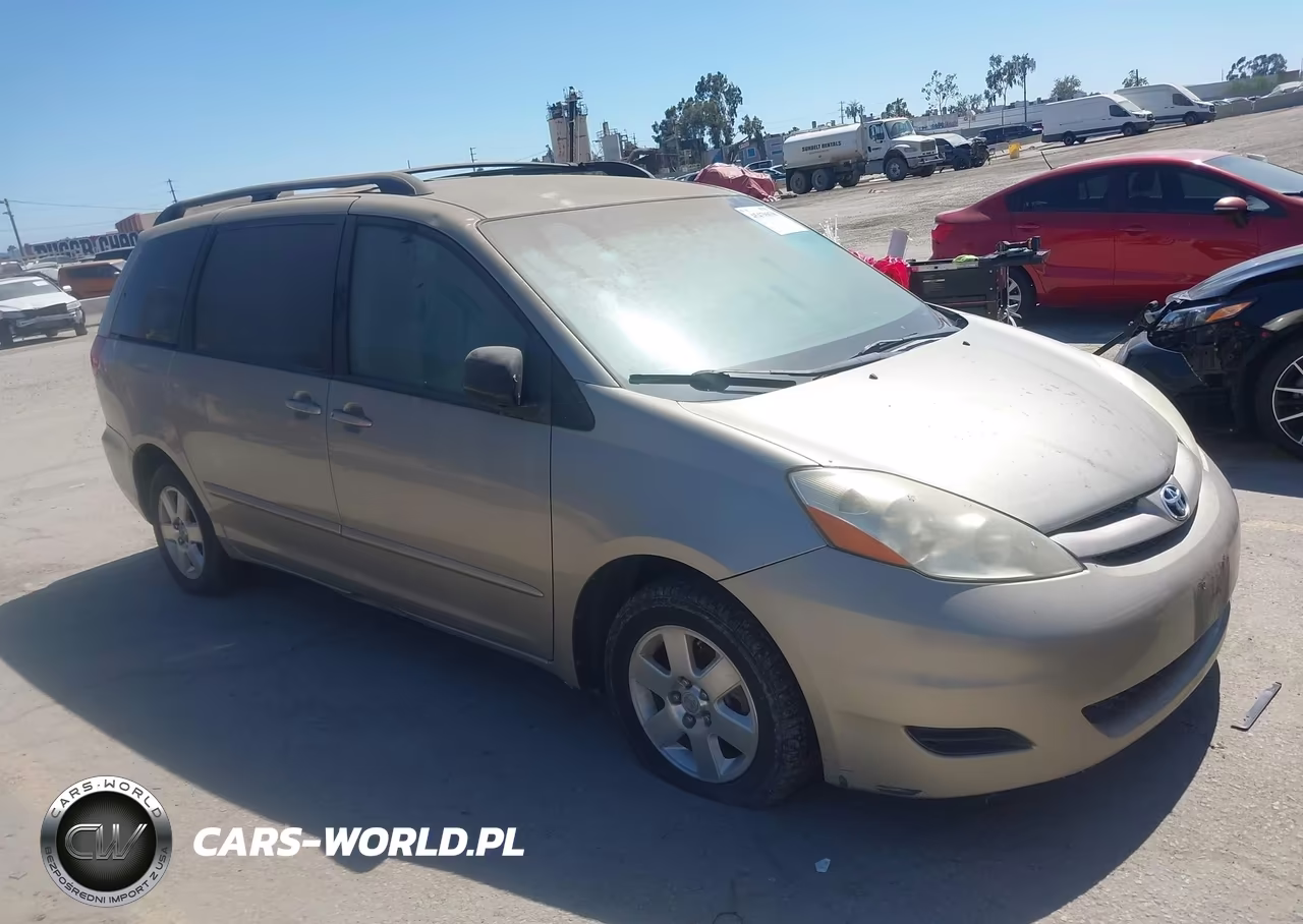 2007 Toyota Sienna Le – zdjęcie 1 z 11