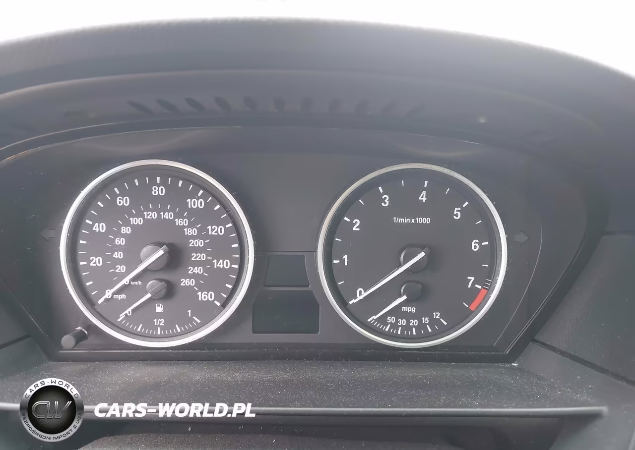2008 BMW 535Xi VIN:WBANV93598CW56451 - 7