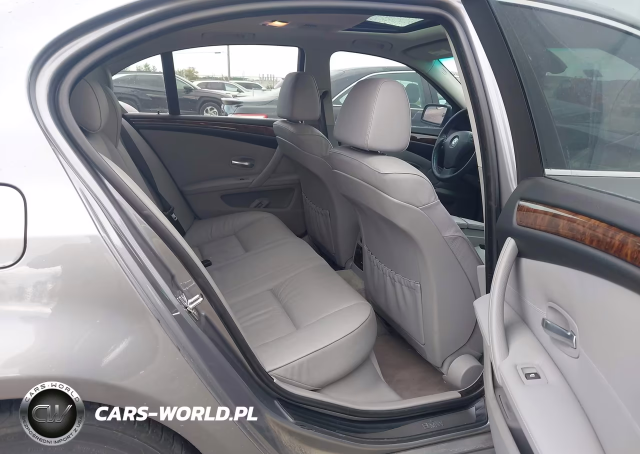 2008 BMW 535Xi VIN:WBANV93598CW56451 - 8