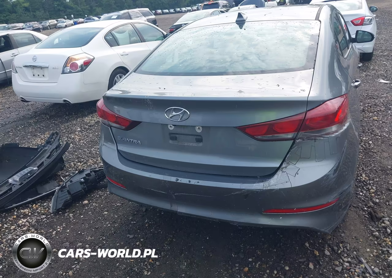 2018 Hyundai Elantra Value Edition VIN:KMHD84LF9JU511889 - 16