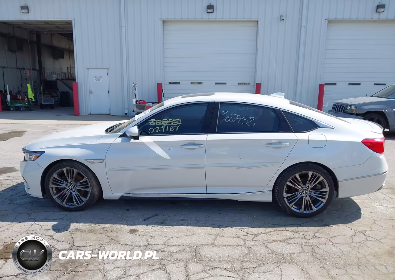 2019 Honda Accord Touring 2.0T VIN:1HGCV2F90KA029187 - 13