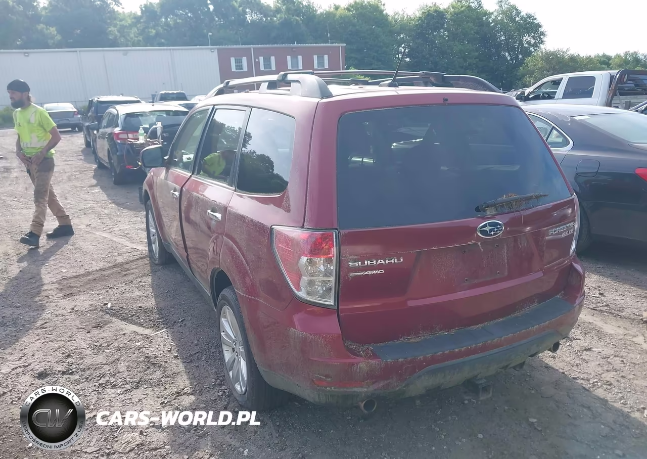 2012 Subaru Forester 2.5X Premium VIN:JF2SHADC0CG401444 - 3