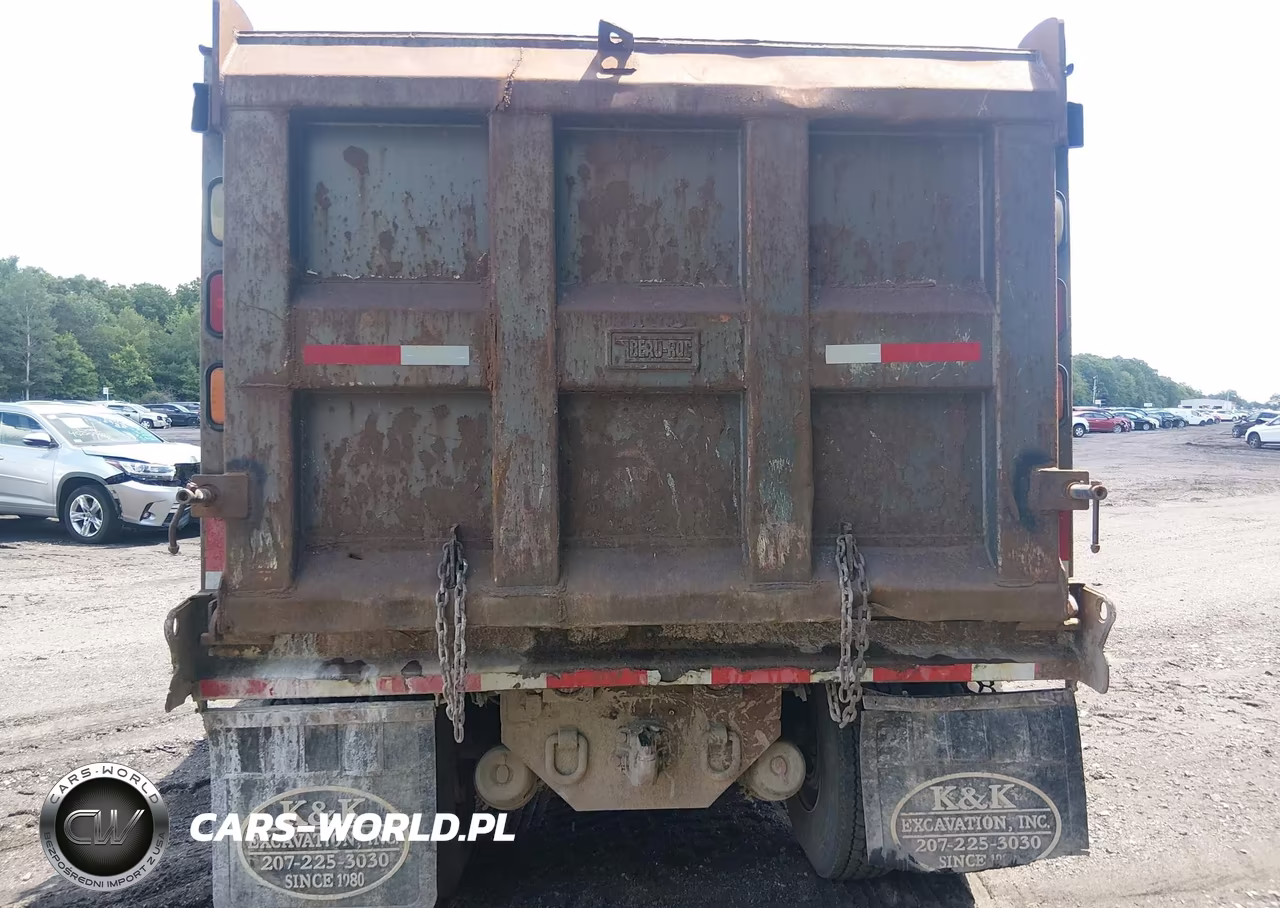 2006 Sterling Truck L 9500 VIN:2FZHAZCV46AV20410 - 16