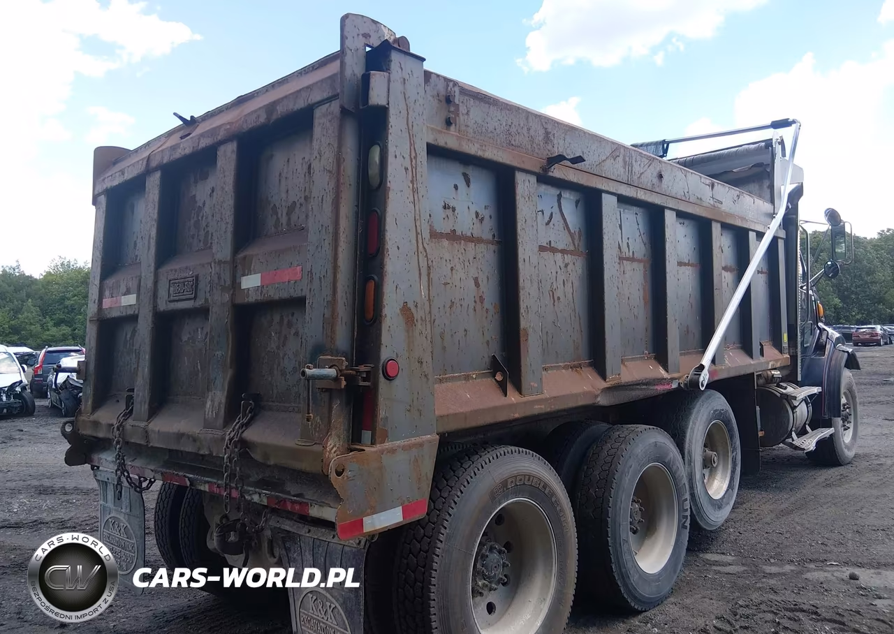 2006 Sterling Truck L 9500 VIN:2FZHAZCV46AV20410 - 4