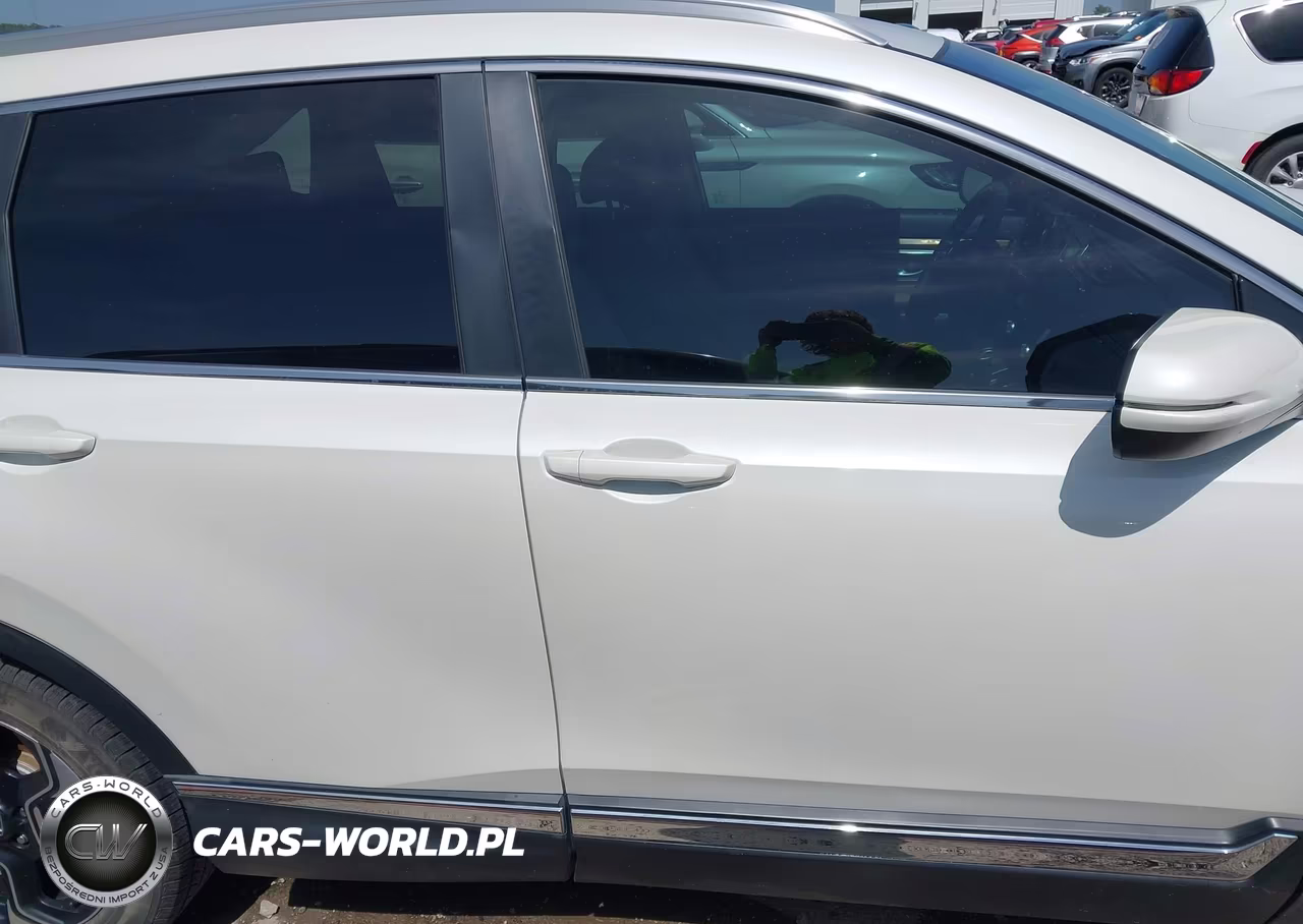 2018 Honda Cr-V Touring VIN:2HKRW1H96JH509240 - 14