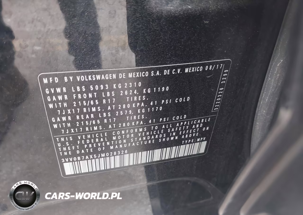 2018 Volkswagen Tiguan 2.0T S VIN:3VV0B7AX5JM028326 - 9