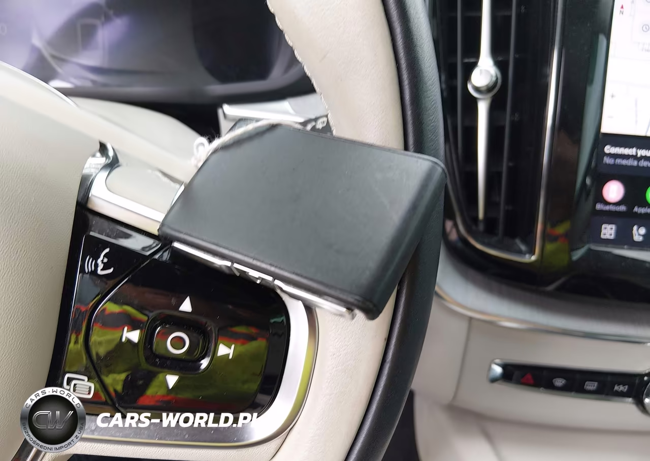 2024 Volvo Xc60 B5 Plus Dark Theme VIN:YV4L12RL0R1713472 - 11