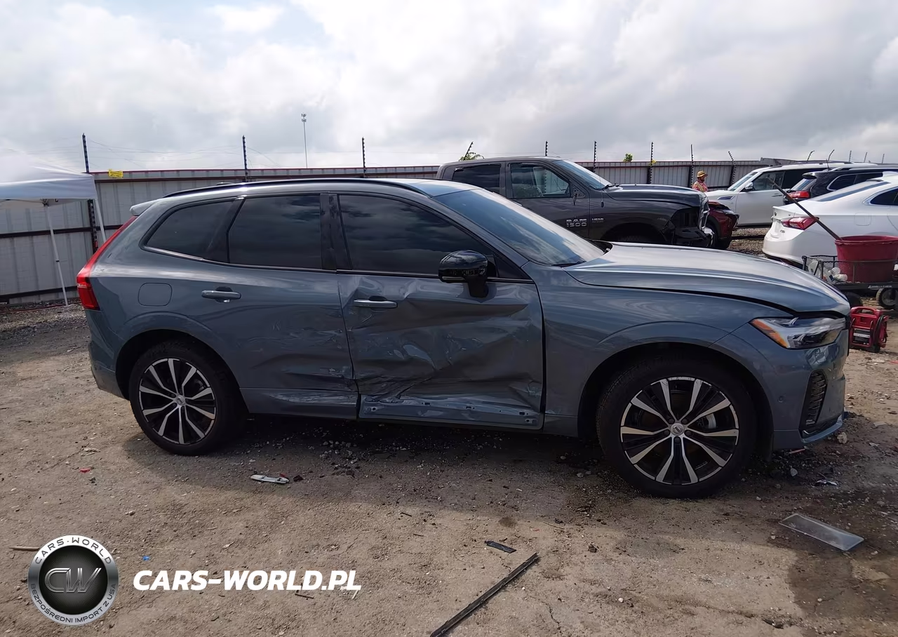 2024 Volvo Xc60 B5 Plus Dark Theme VIN:YV4L12RL0R1713472 - 13