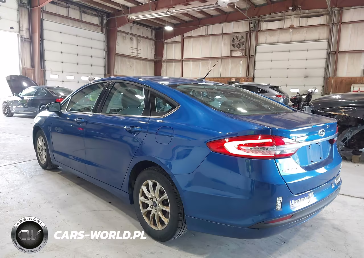 2017 Ford Fusion S VIN:3FA6P0G72HR118609 - 3