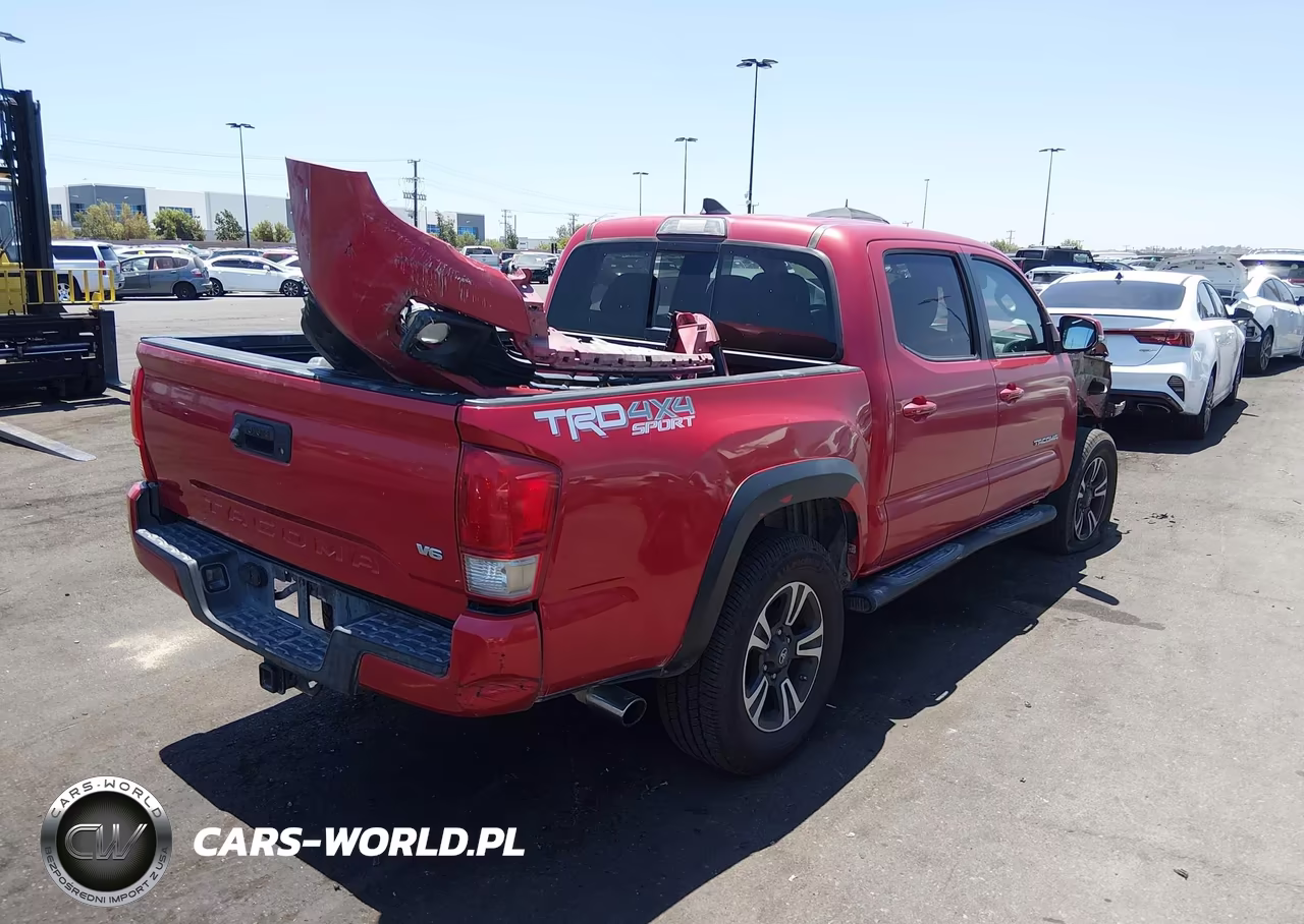 2017 Toyota Tacoma Trd Sport VIN:3TMCZ5AN0HM065384 - 4