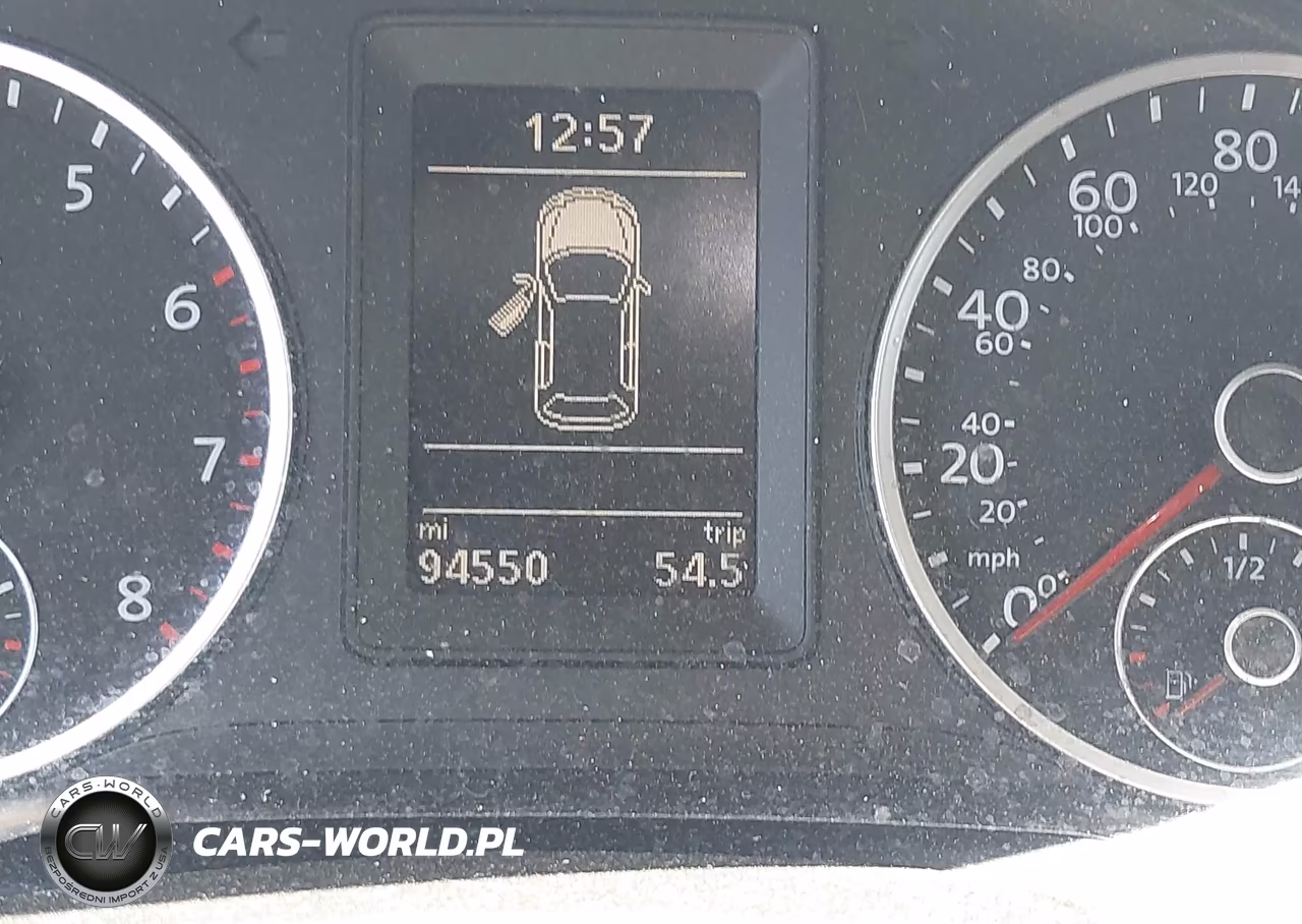 2015 Volkswagen Tiguan S VIN:WVGBV7AX1FW555605 - 15