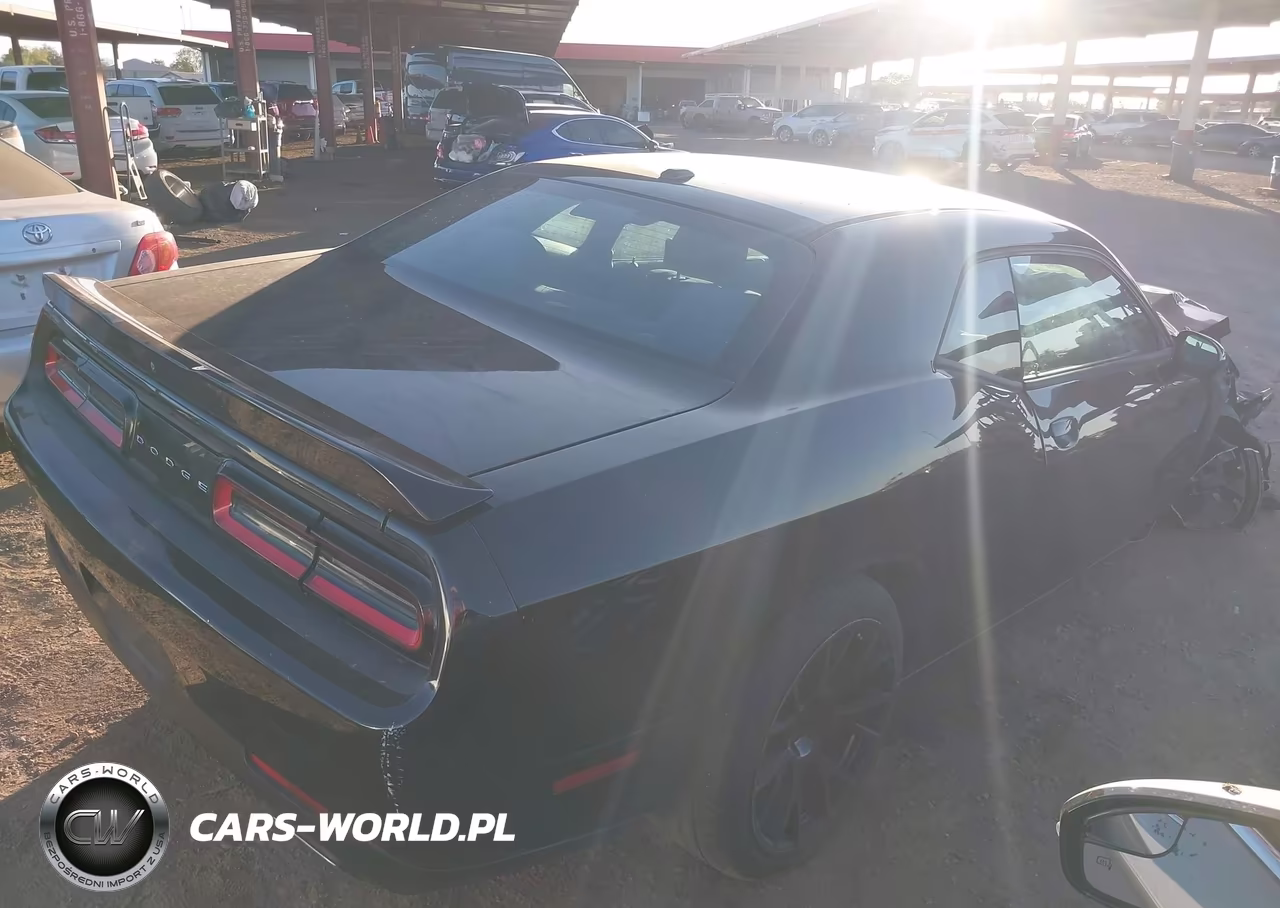 2019 Dodge Challenger Sxt VIN:2C3CDZAG0KH563506 - 4
