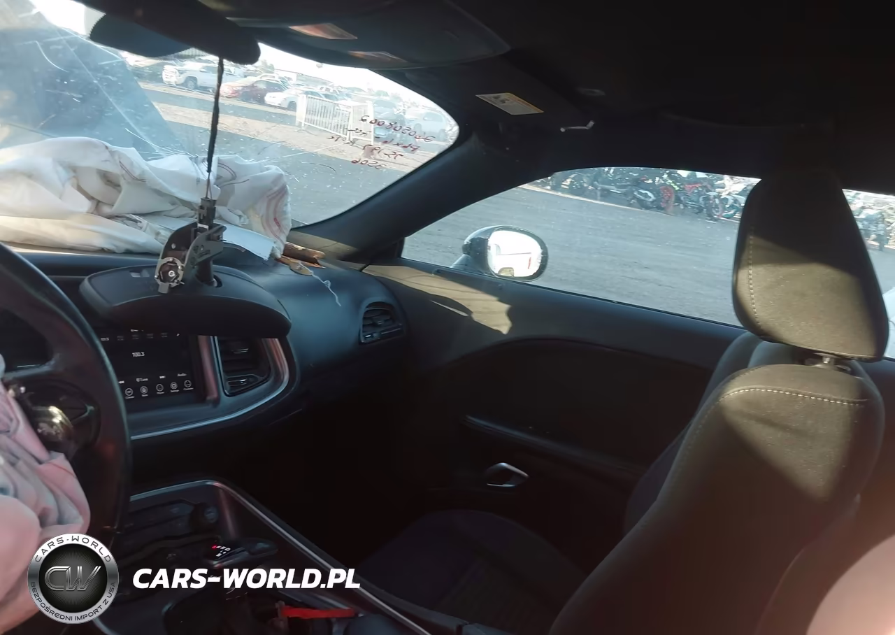 2019 Dodge Challenger Sxt VIN:2C3CDZAG0KH563506 - 5