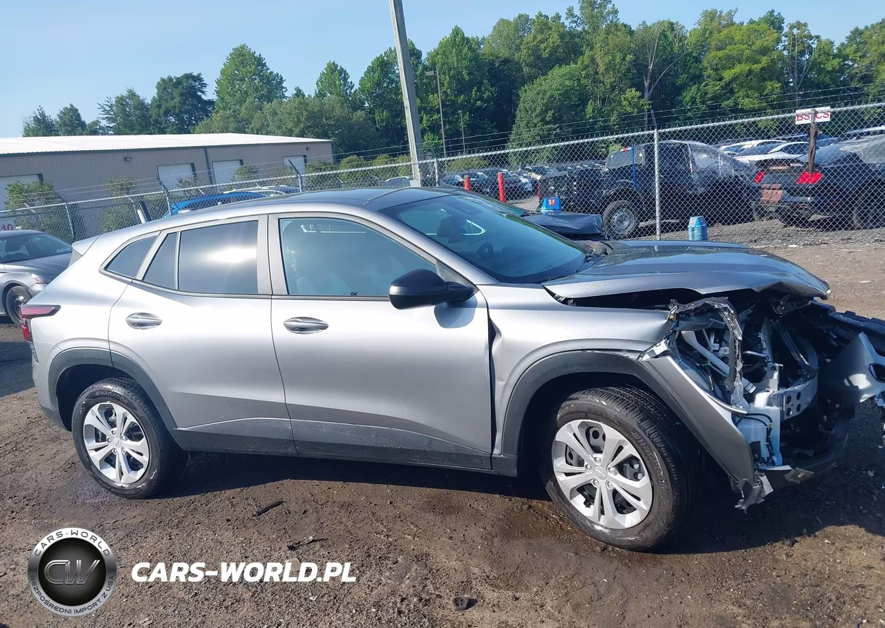 2025 Chevrolet Trax Fwd Ls VIN:KL77LFEP8SC129956 - 14