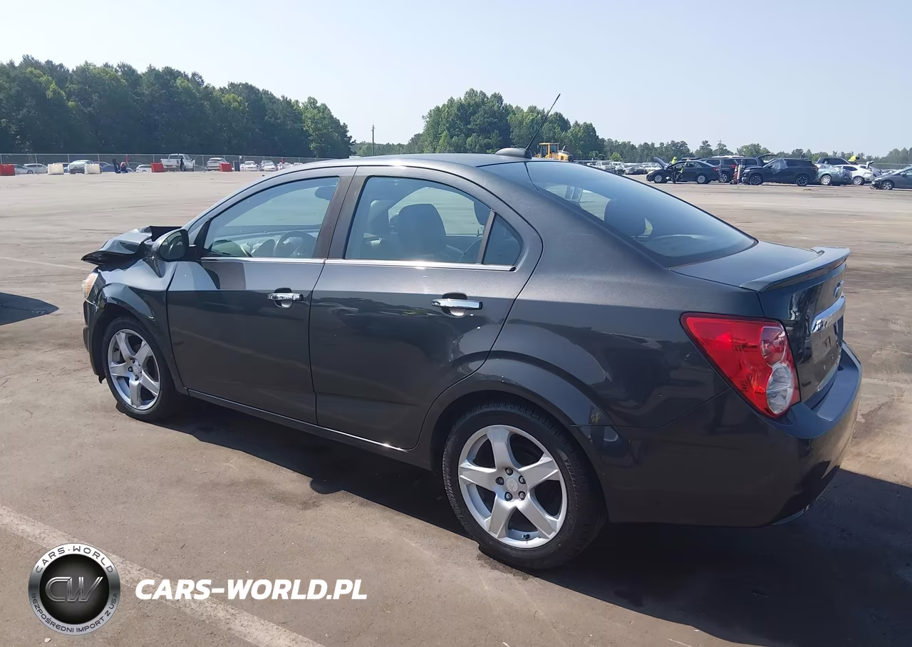 2016 Chevrolet Sonic Ltz Auto VIN:1G1JE5SB2G4157204 - 3