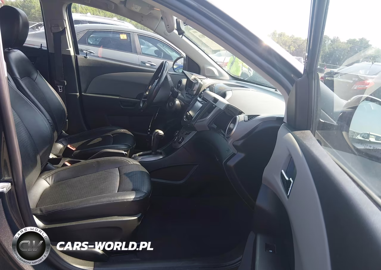 2016 Chevrolet Sonic Ltz Auto VIN:1G1JE5SB2G4157204 - 5