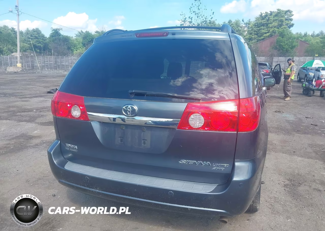 2010 Toyota Sienna Limited VIN:5TDDK4CC8AS030466 - 16