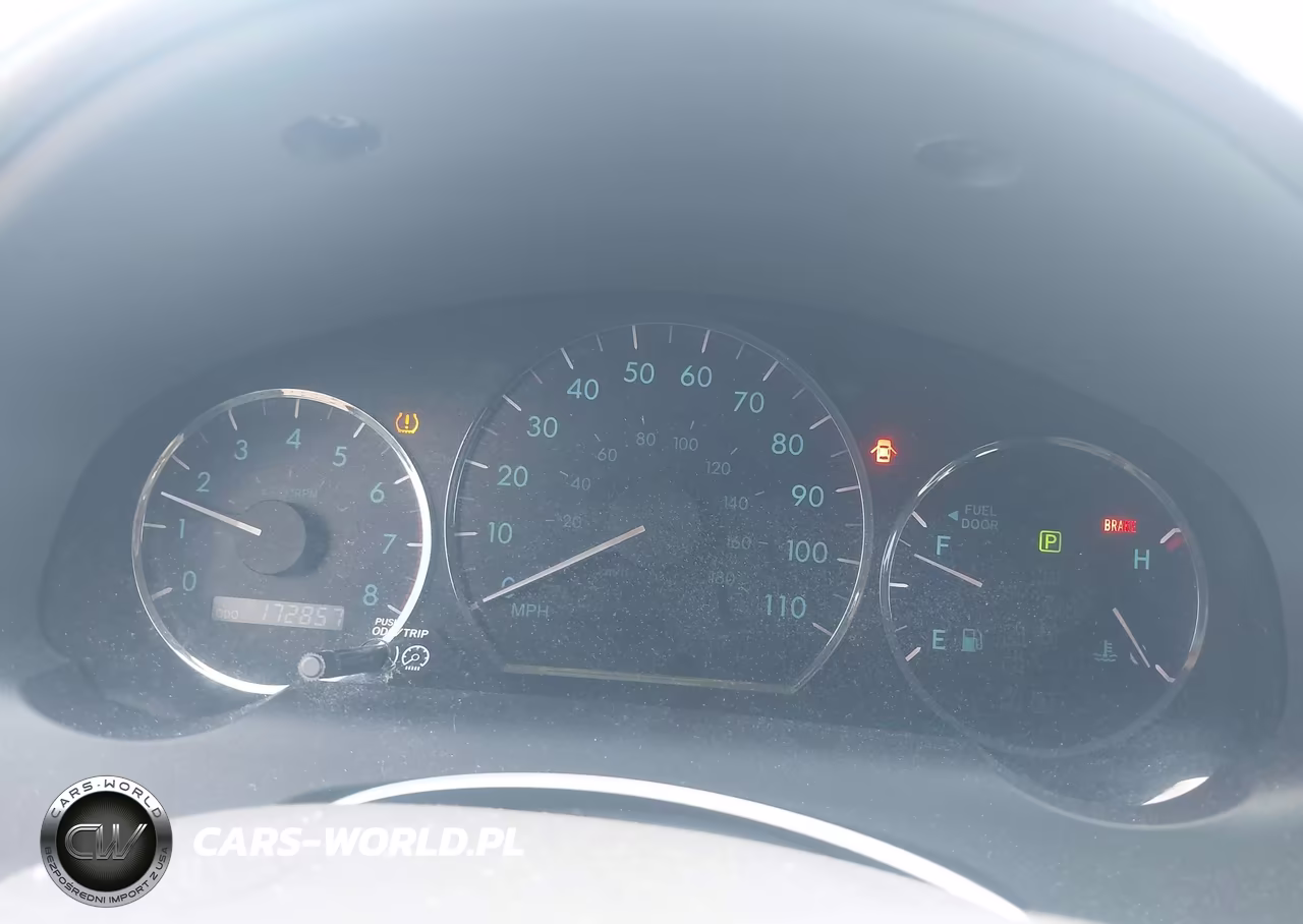 2010 Toyota Sienna Limited VIN:5TDDK4CC8AS030466 - 7