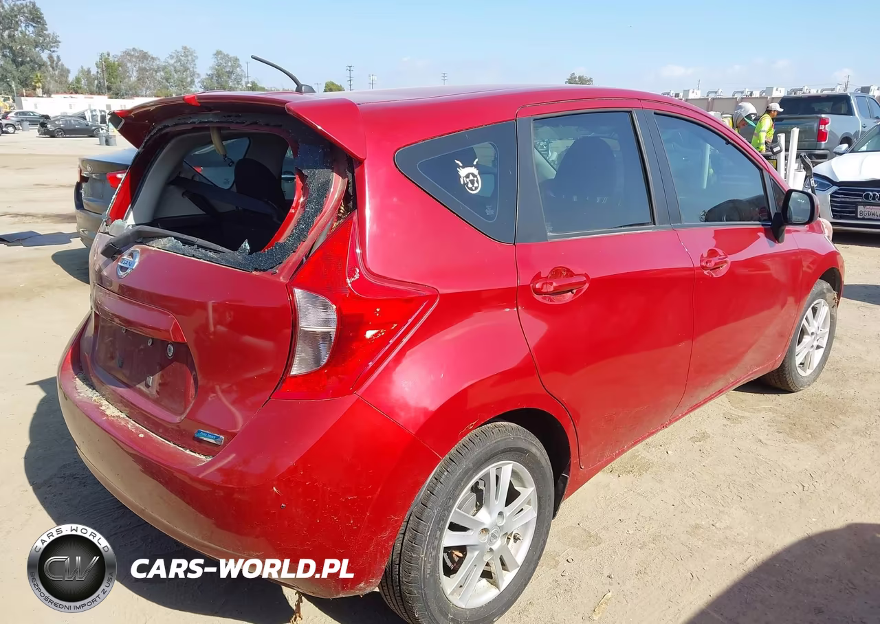 2014 Nissan Versa Note S Plus VIN:3N1CE2CPXEL388449 - 4