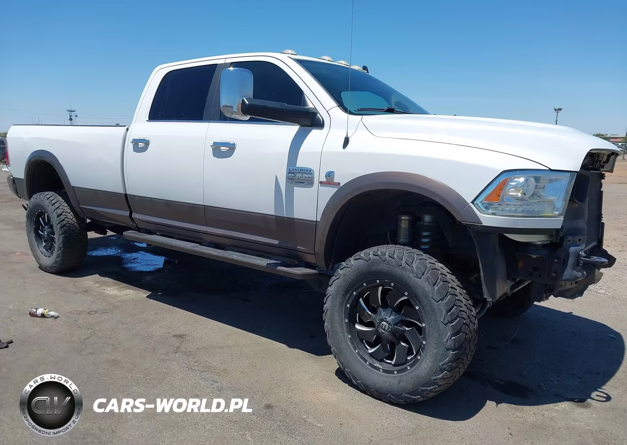 2018 Ram 3500 Laramie Longhorn 4X4 8' Box