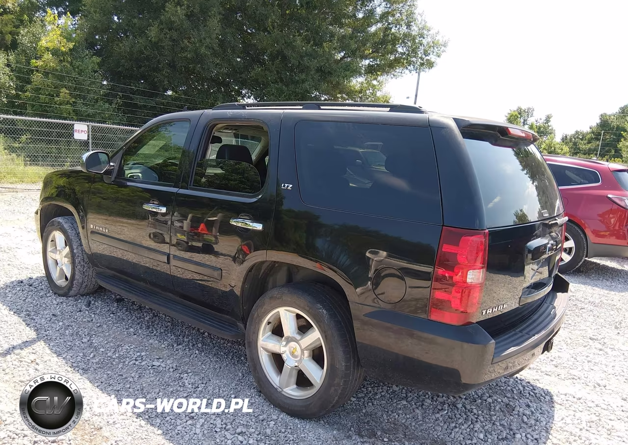 2008 Chevrolet Tahoe Ltz VIN:1GNFC13008R104182 - 3